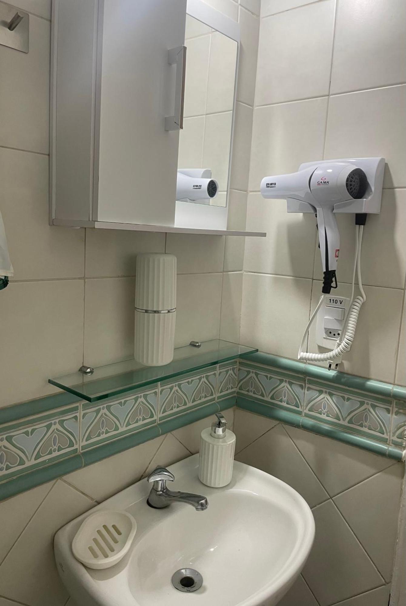 Apartamento Beira-Mar No Coracao De Copacabana! Rio de Janeiro Esterno foto